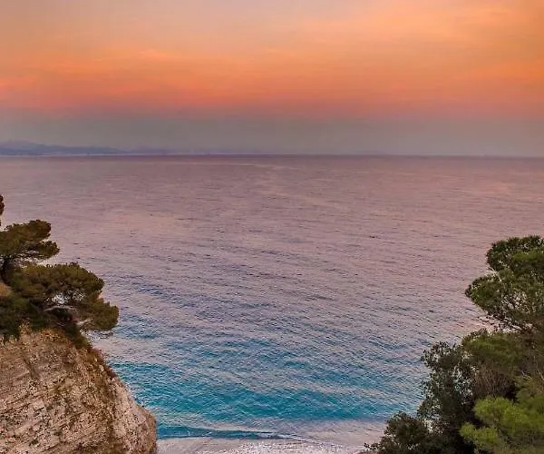 “l'alcova Delle Sirene” *